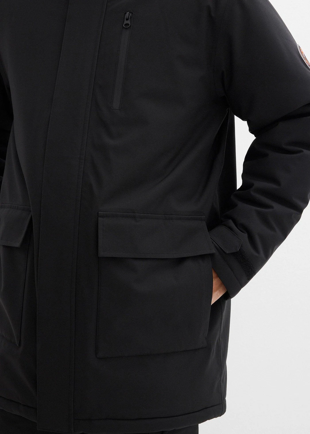 Parka imperméable en matière technique avec doublure matelassée