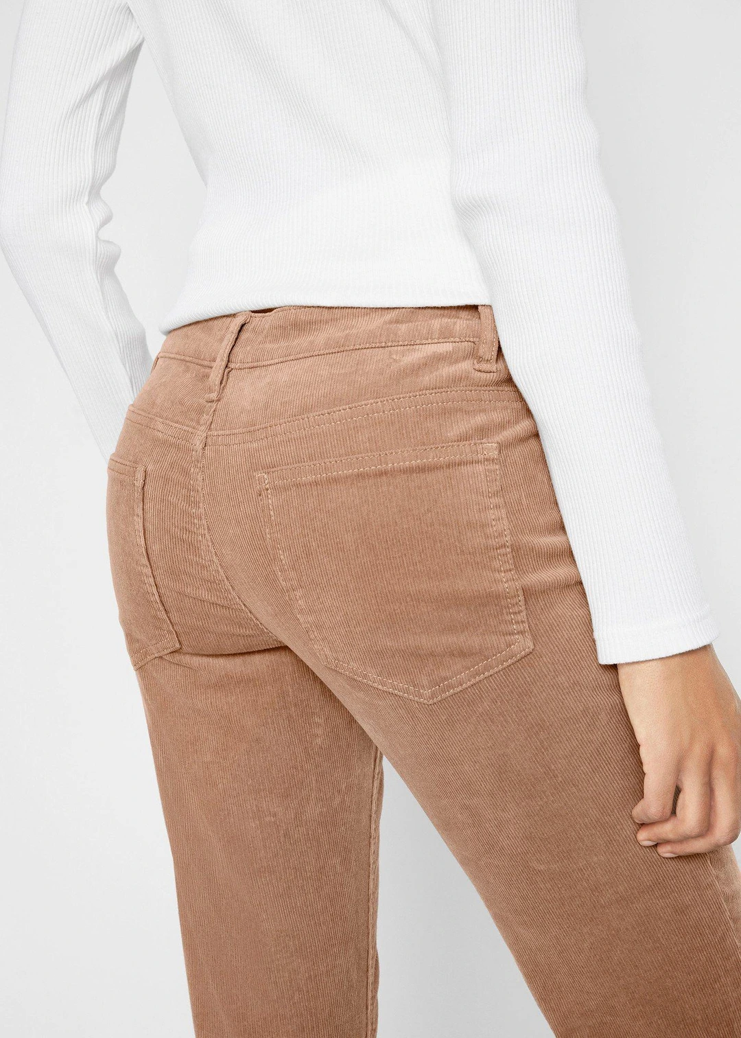 Pantalon bootcut en velours côtelé extensible