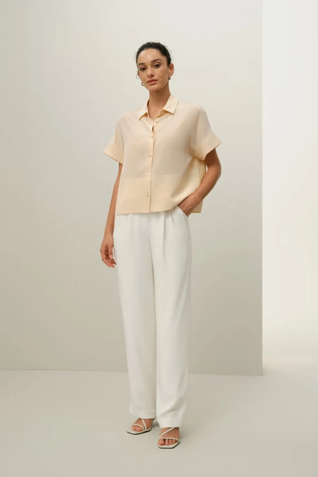 LILYSILK Tee Shirt 100 Soie Femme Manches Courtes, Bouton Classique 100% Soie De Mûrier Léger Et Résistant Aux Rides Chemises