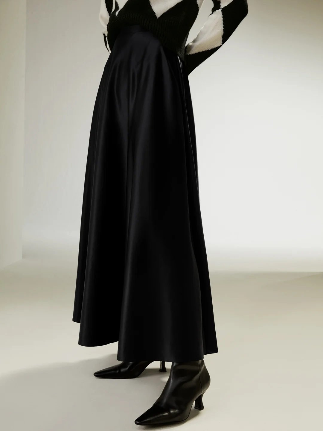 LILYSILK Jupe En Soie Noir Silhouette Trapèze, Coupe Classique 100% Soie Doux Pour La Peau Et Respirant 34