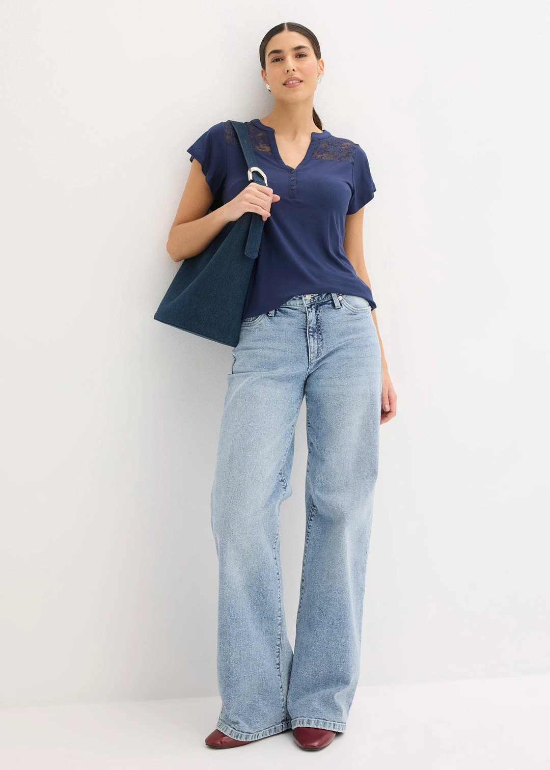 T-shirt col tunisien en viscose majoritaire