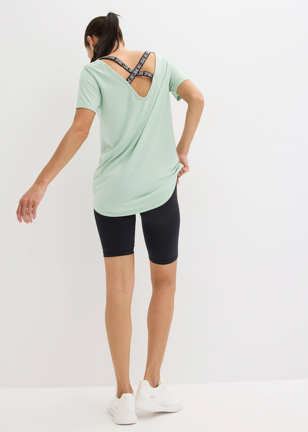 T-shirt long de sport avec décolleté dos - 2