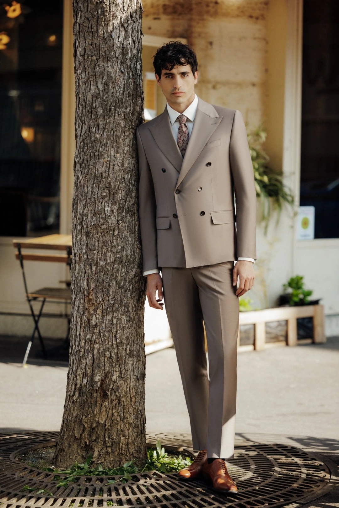 IZAC - Costume croisé taupe