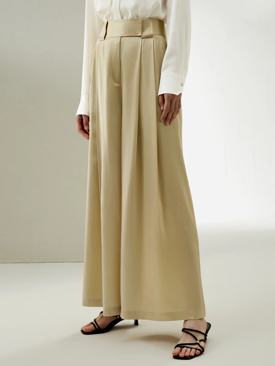 LILYSILK Pantalon Large Soie Femme Beige Jambe Large Avec Un Seul Pli À L'Avant 100% Soie Pure Doux, Lisse Et Brillamment Lustré 46