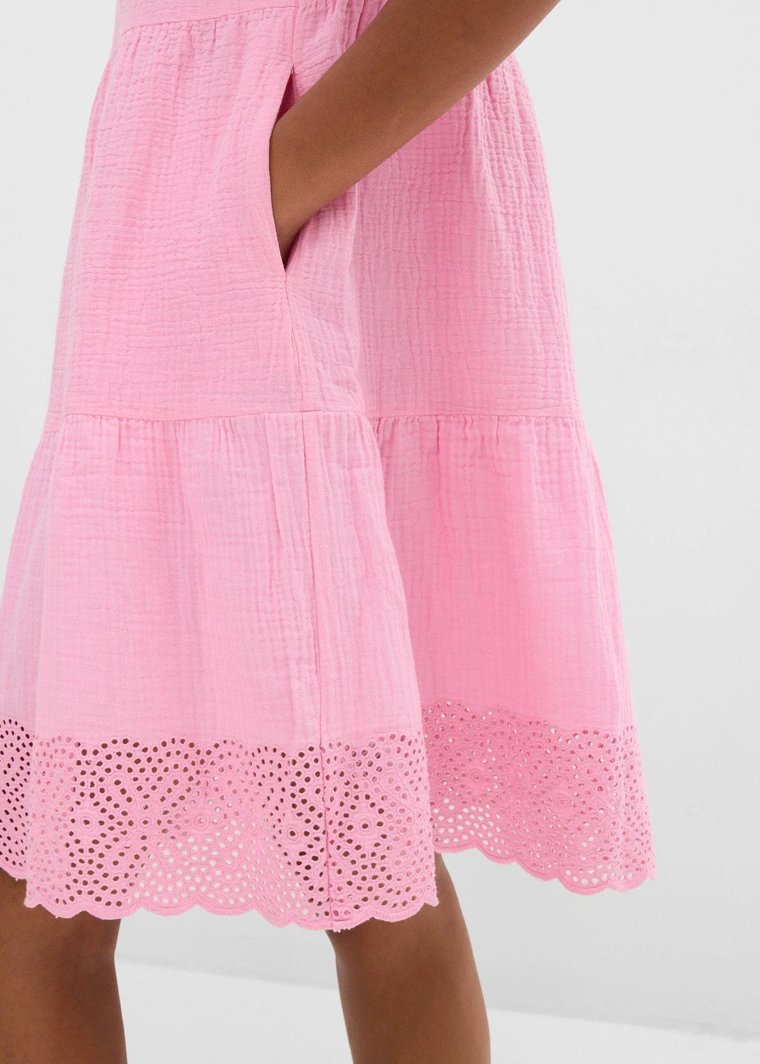 Robe en gaze de coton à broderies anglaises - 3