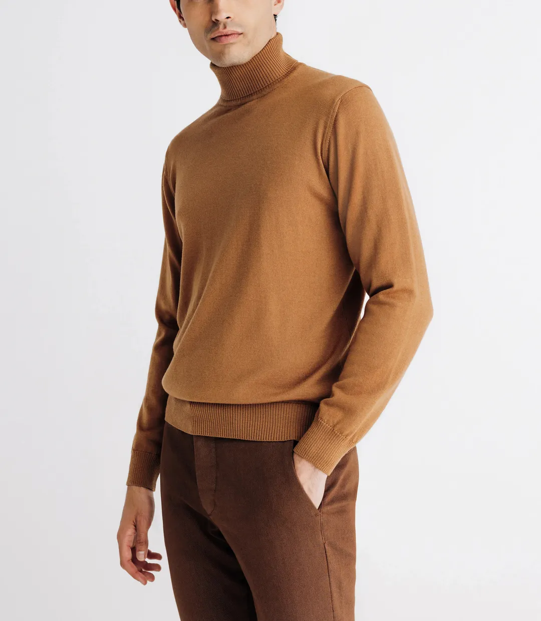 IZAC - Pull col roulé en mérinos camel