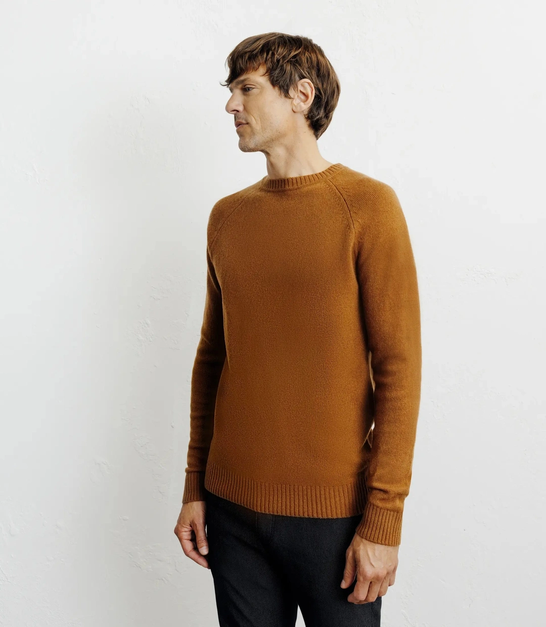 IZAC - Pull en laine col rond camel foncé