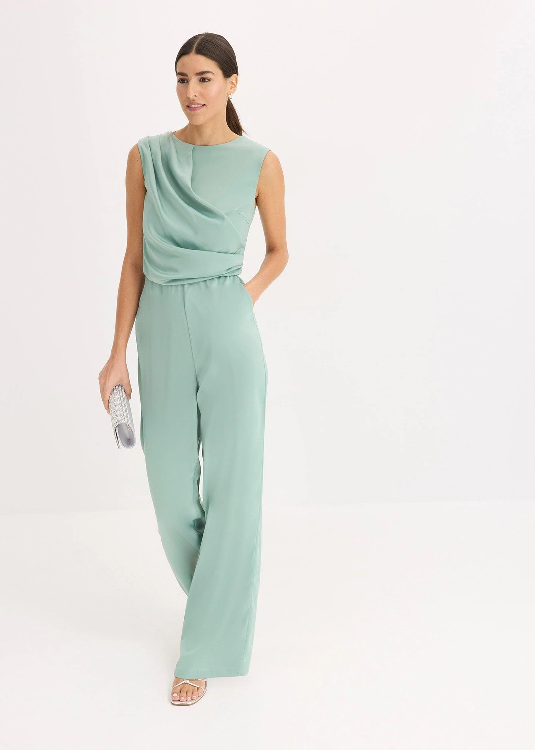 Combinaison en satin brillant