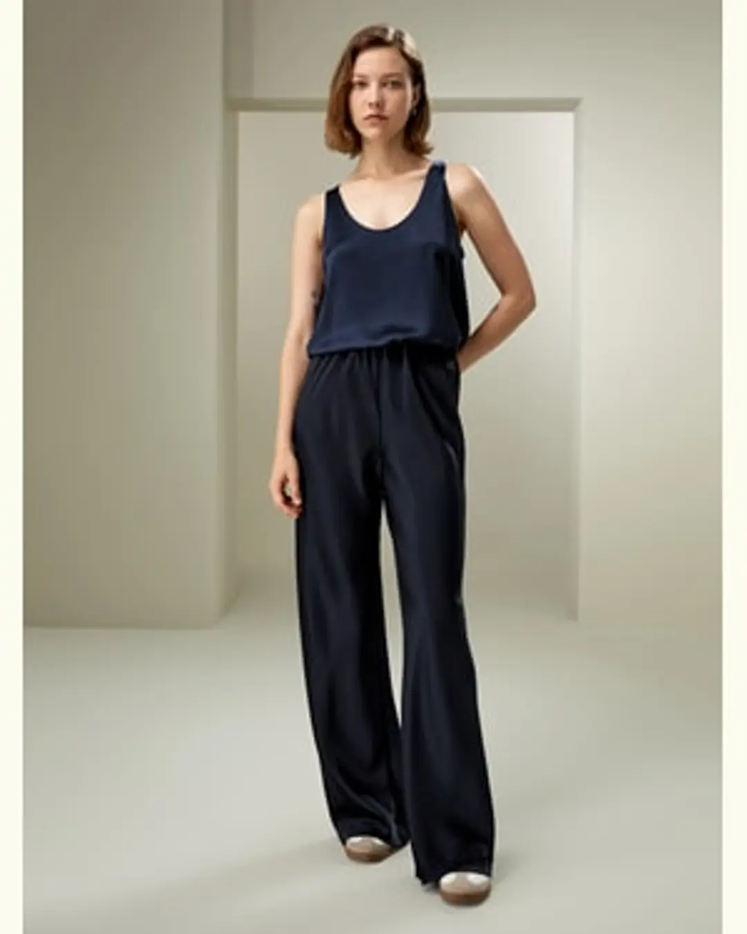 LILYSILK Pantalon En Soie Naturelle Femme Coupe En Biais Intégral Soie De Mûrier Coupe Régulière Facile À Assortir Bleu Minuit Petite 36