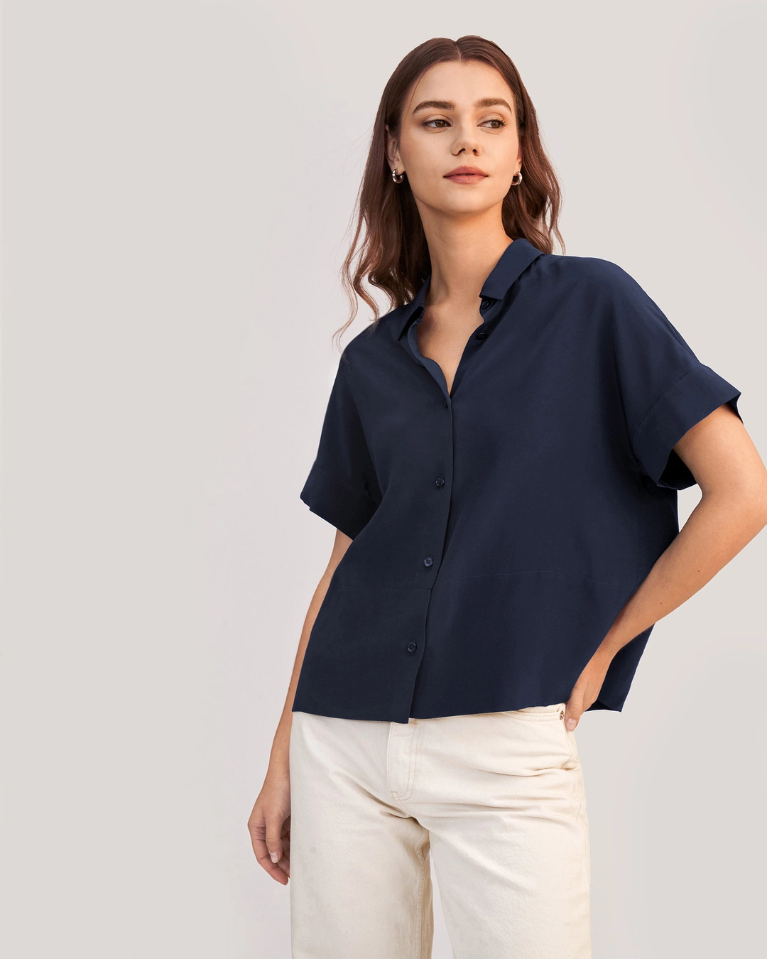 LILYSILK Tee Shirt 100 Soie Femme Manches Courtes, Bouton Classique 100% Soie De Mûrier Léger Et Résistant Aux Rides Chemises