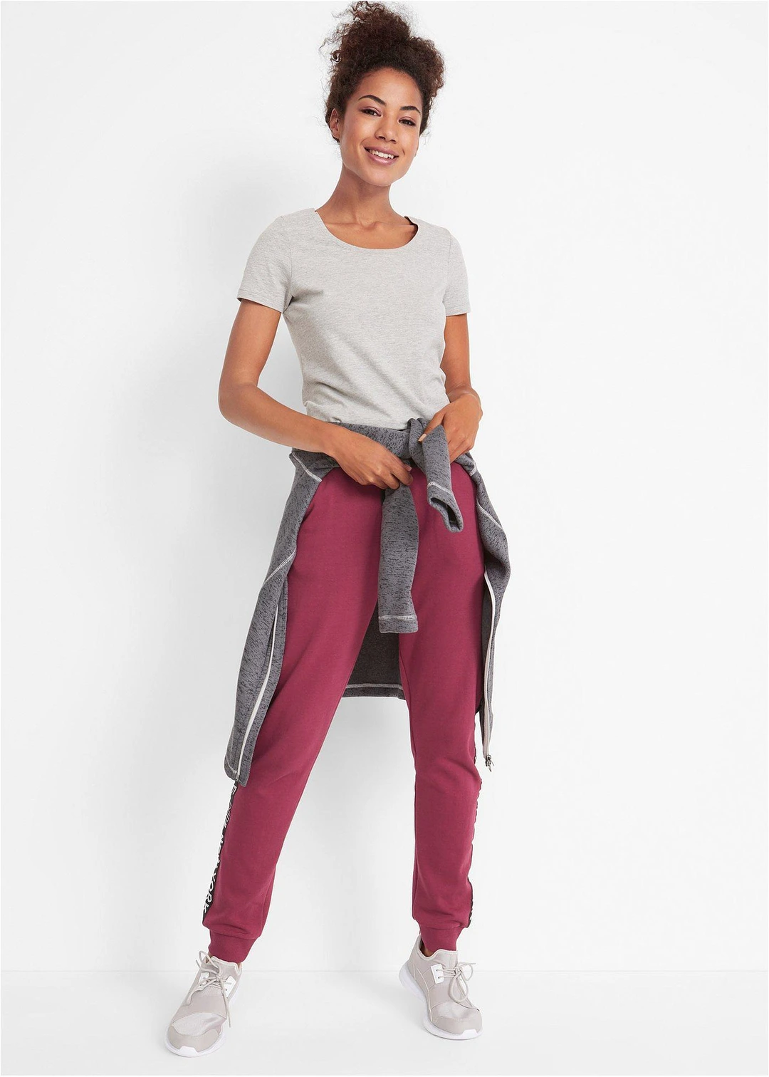 Pantalon de jogging avec finitions bord-côtes et imprimé - 2