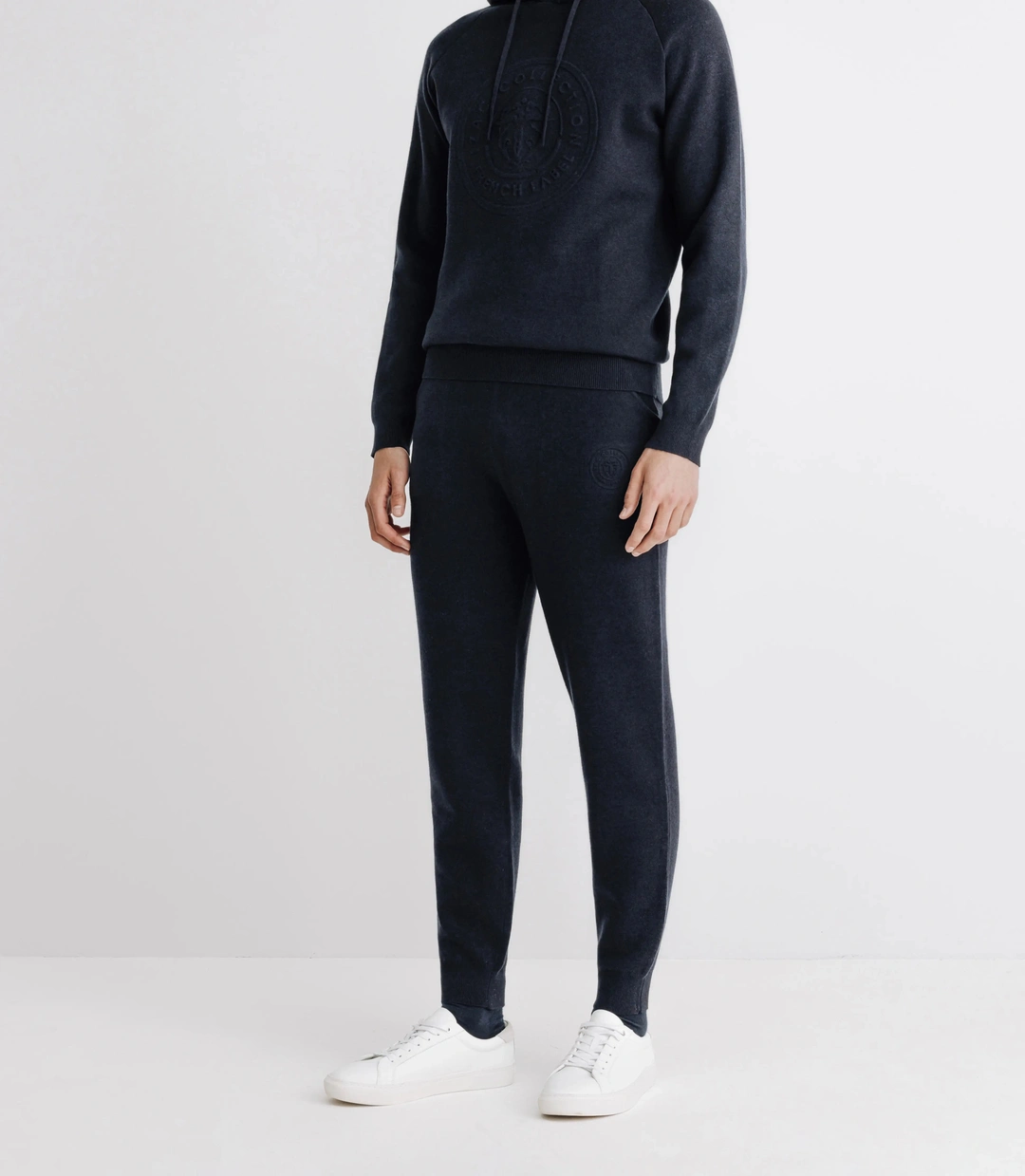 IZAC - Pull à capuche marine