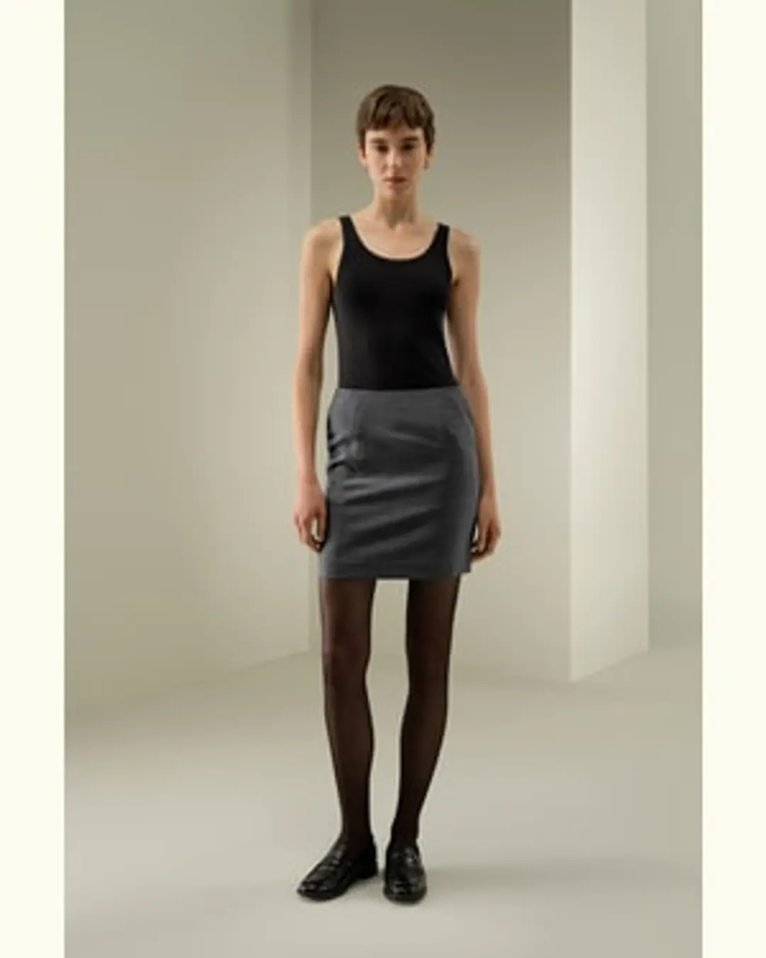 LILYSILK Jupe Courte Pour Femme Jupe Courte Soie-Laine Douceur Contre La Peau Sophistiqué Et Élégant, Modèle Classique Noir 44
