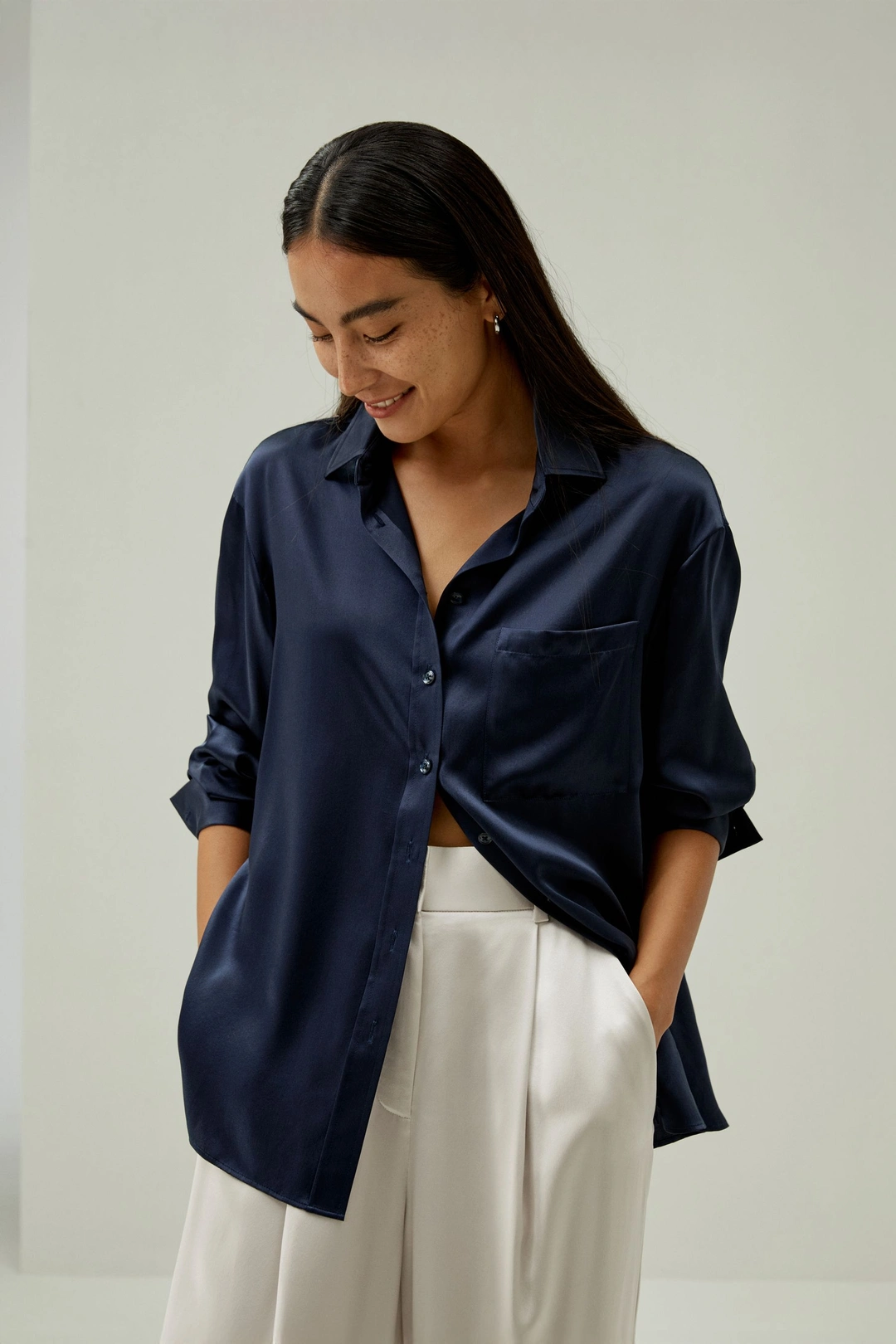 LILYSILK Chemise Soie Femme Coupe Décontractée Soie De Haute Qualité Facile À Assortir Les Essentiels De La Garde-Robe Bleu Marine S