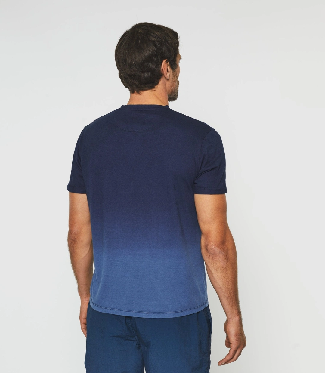 IZAC - T-shirt dégradé marine ''Guyto''