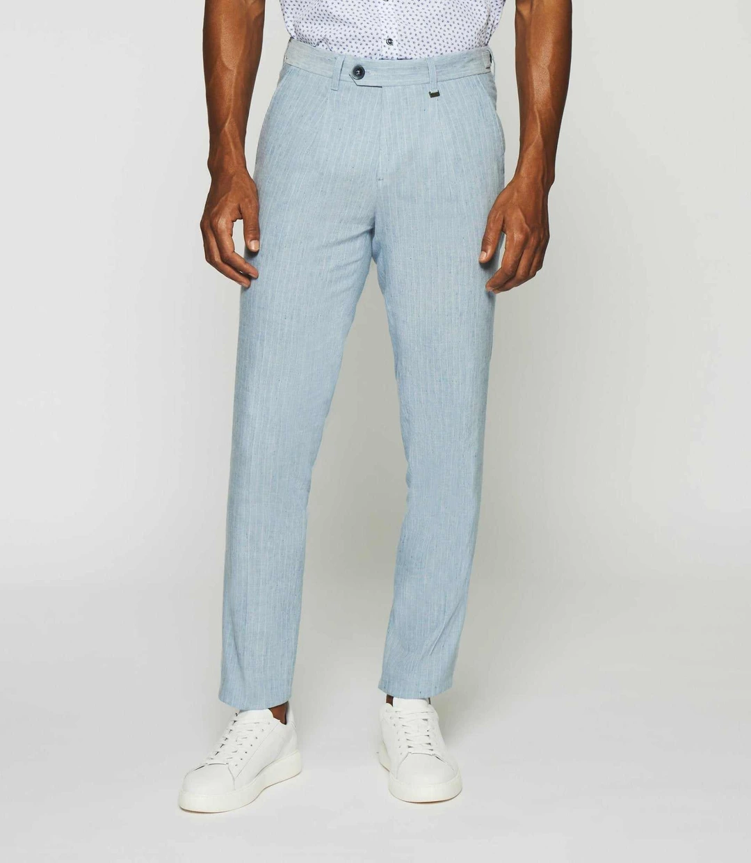 IZAC - Pantalon chino à rayures en lin bleu ciel PLAISANCE