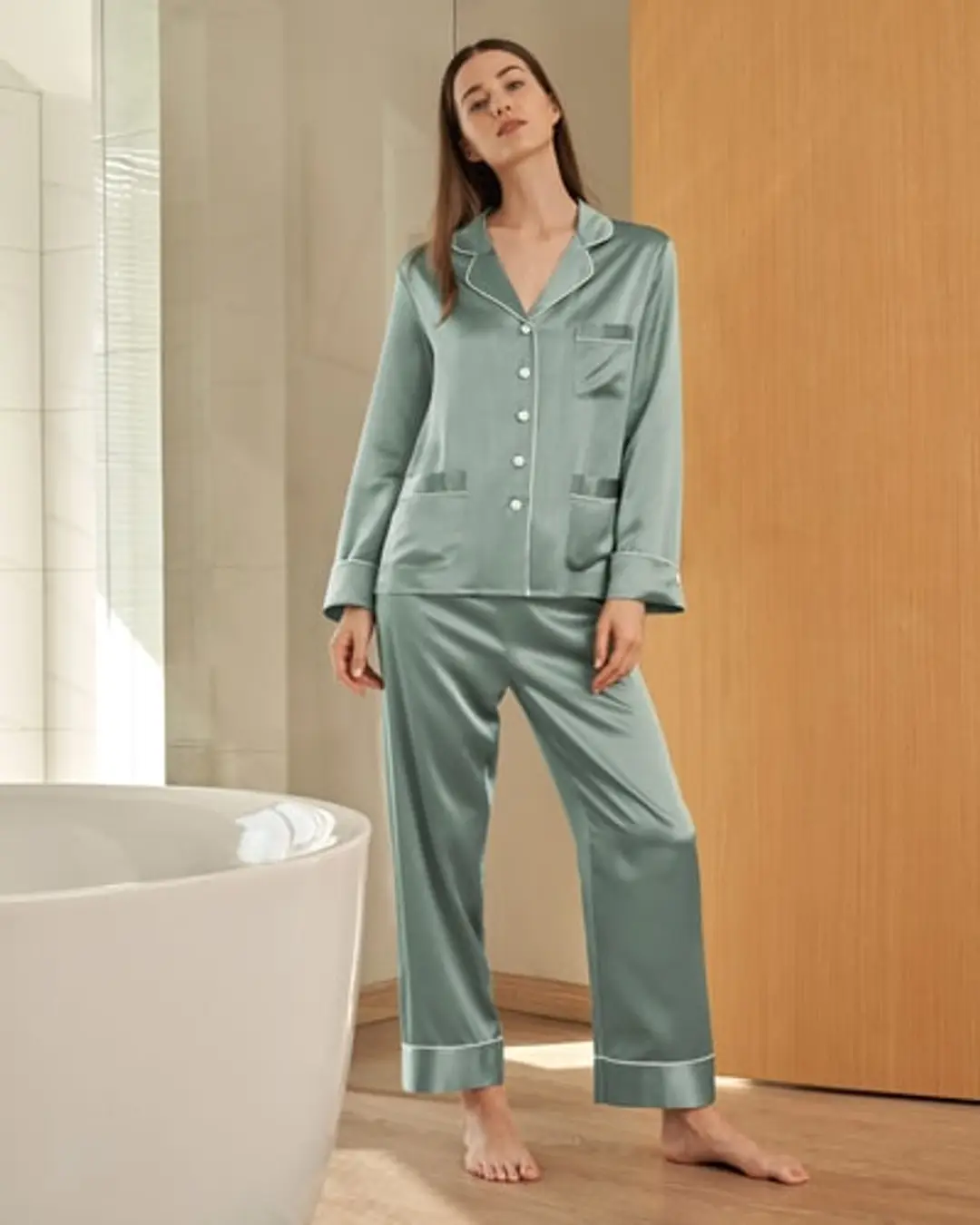 Ensemble Long Pyjama En Soie Liseré Contrastant