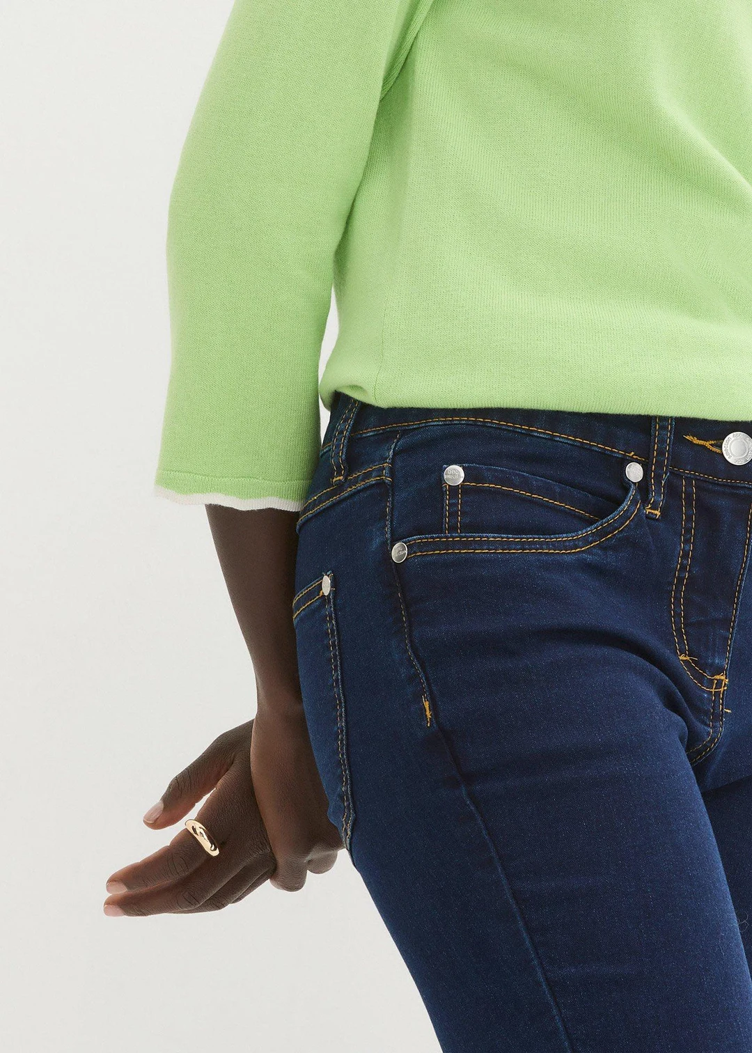 Jean slim taille mi-haute, très extensible
