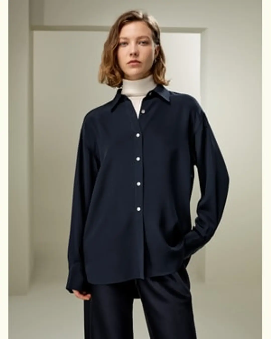 LILYSILK Blouse En Soie Col Pointu Manches Longues Des Poignets Boutonnés Intemporel Et Sophistiqué Style D'Affaires Blanc Naturel L