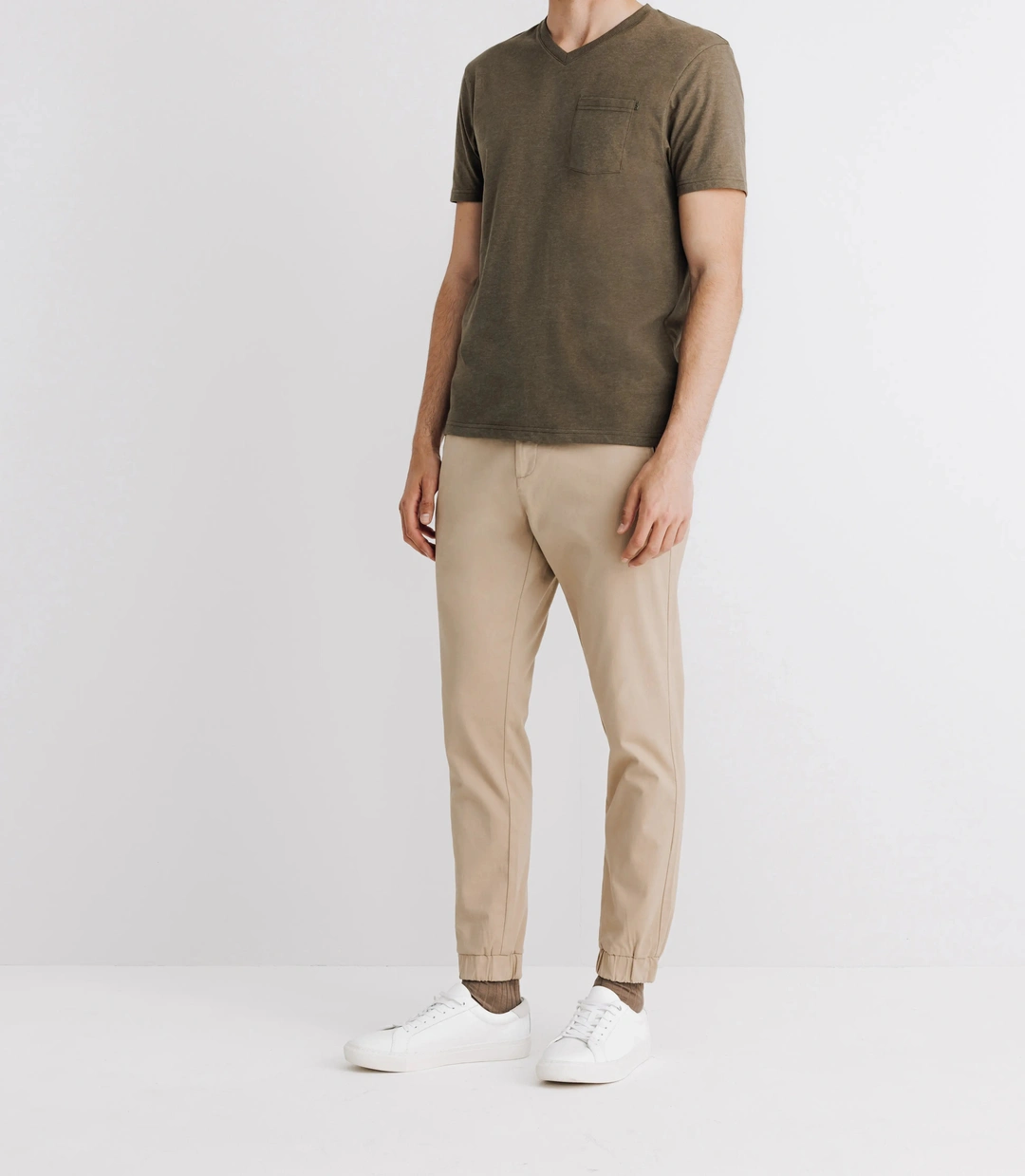 IZAC - T-shirt col V avec poche kaki