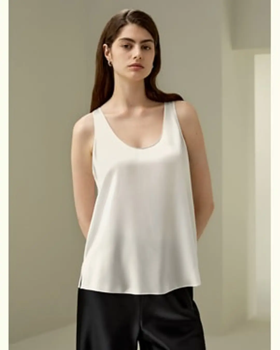 LILYSILK Top Soie Noire Col En U Décontracté Hypoallergénique Soie De Mûrier Léger Et Résistant Aux Rides Anti-Allergies Bleu Marine M