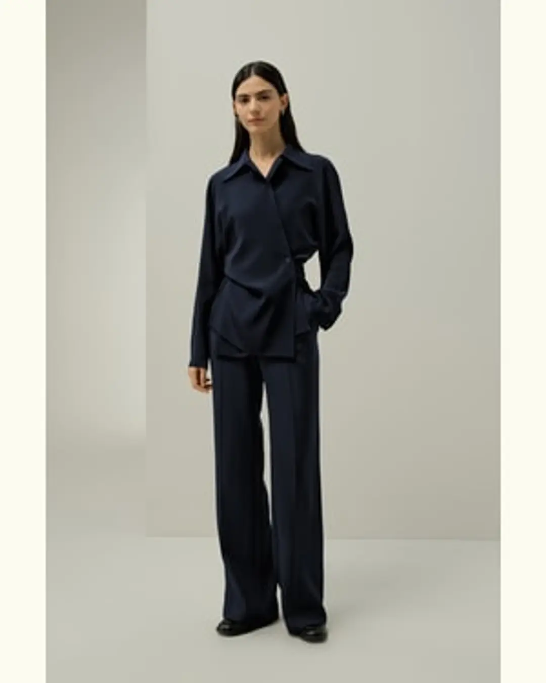 LILYSILK Chemisier En Soie Léger Mais Durable 100% Soie Style Moderne,Modèle Classique Modèle De Base Bleu Minuit S
