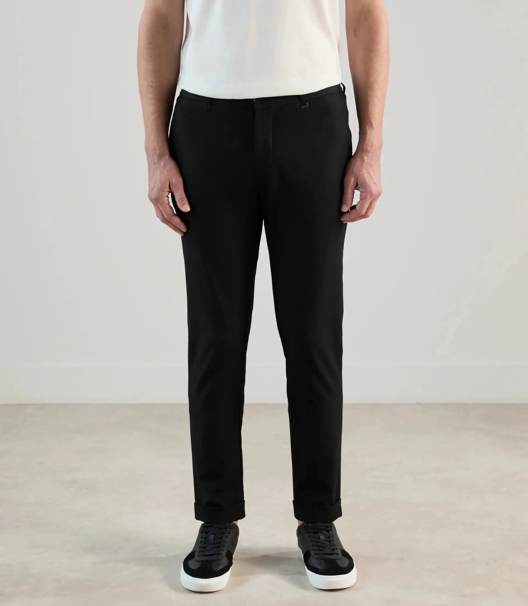 IZAC - Pantalon casual élastiqué noir