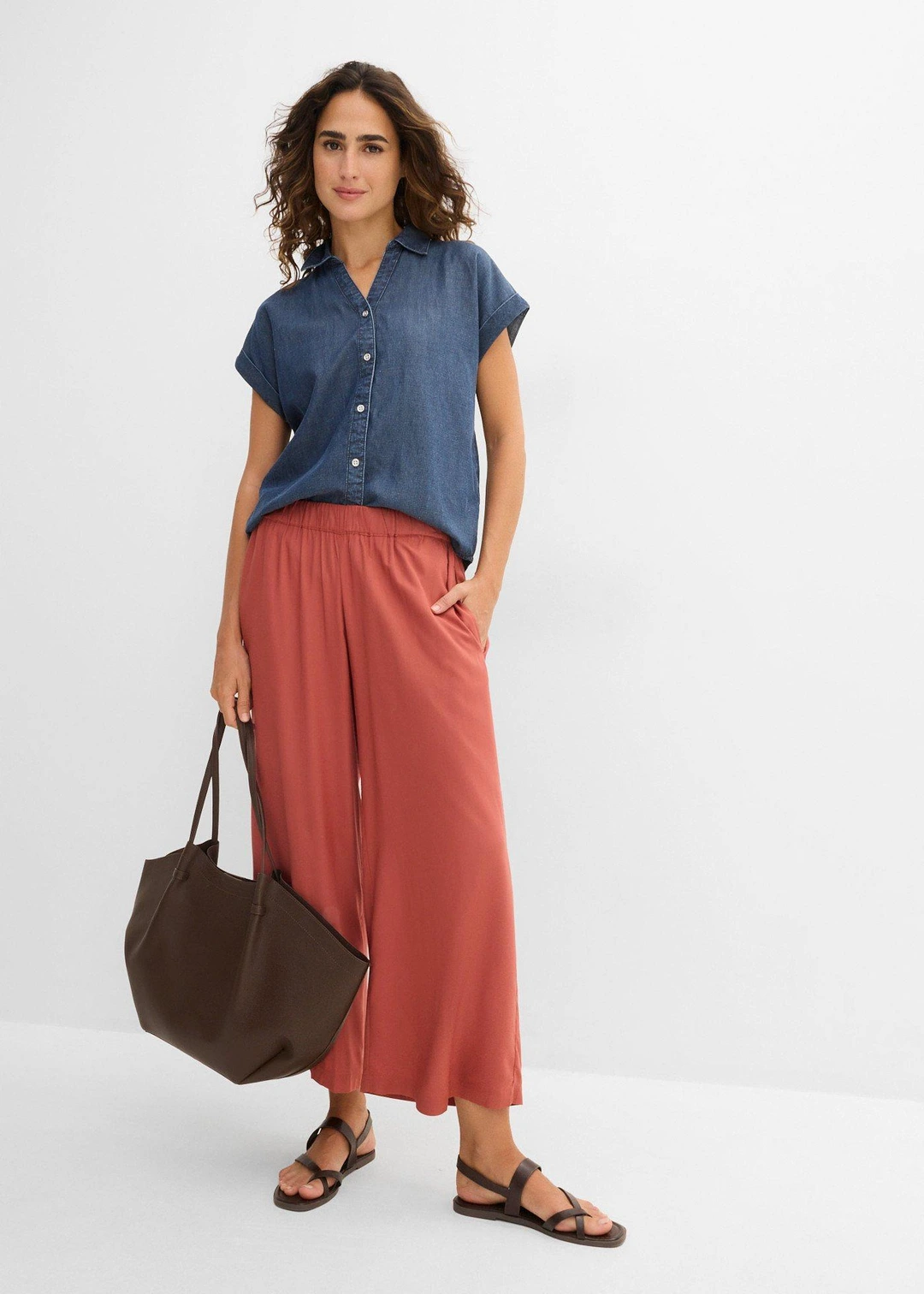 Pantalon large en viscose fluide - 2
