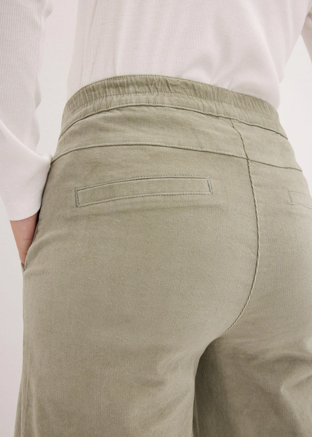 Pantalon en velours côtelé, taille haute élastiquée - 3