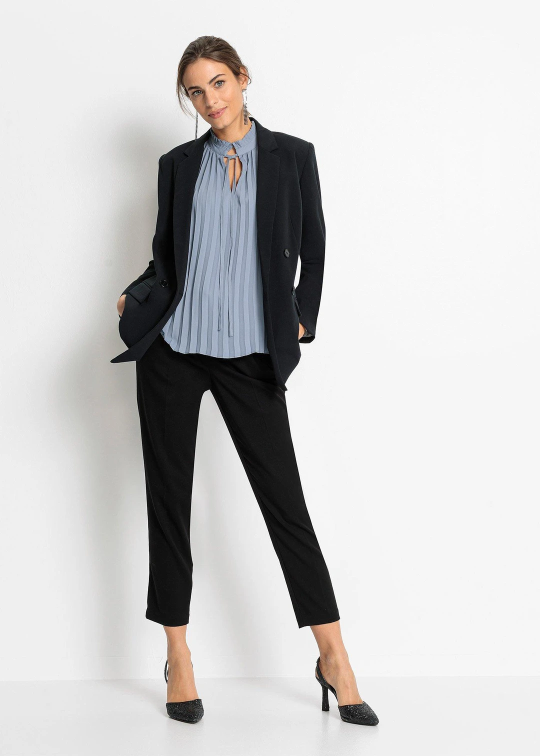 Blouse plissée sans manches