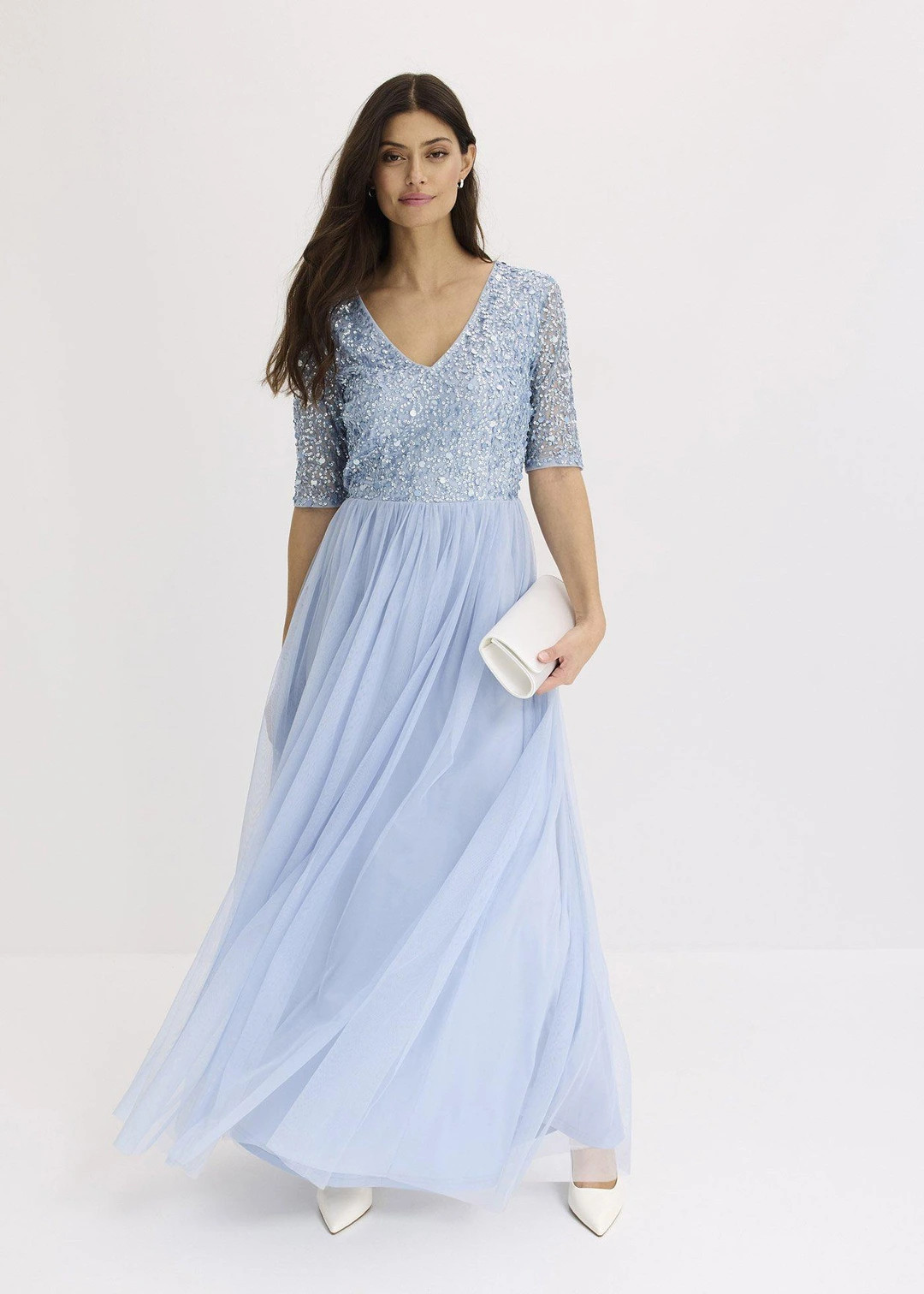 Robe de soirée en tulle avec haut brodé de sequins - 2
