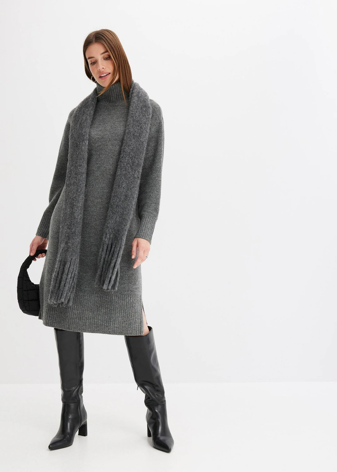 Robe pull fendue sur le côté - 2