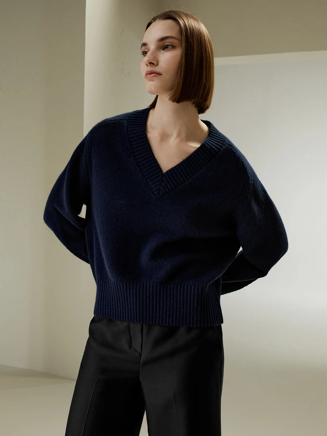 LILYSILK Pull En Laine Bleu Marine Manchon En Forme De Fer À Cheval Laine Et Cachemire Cozy Et Confortable, Léger Et Doux S