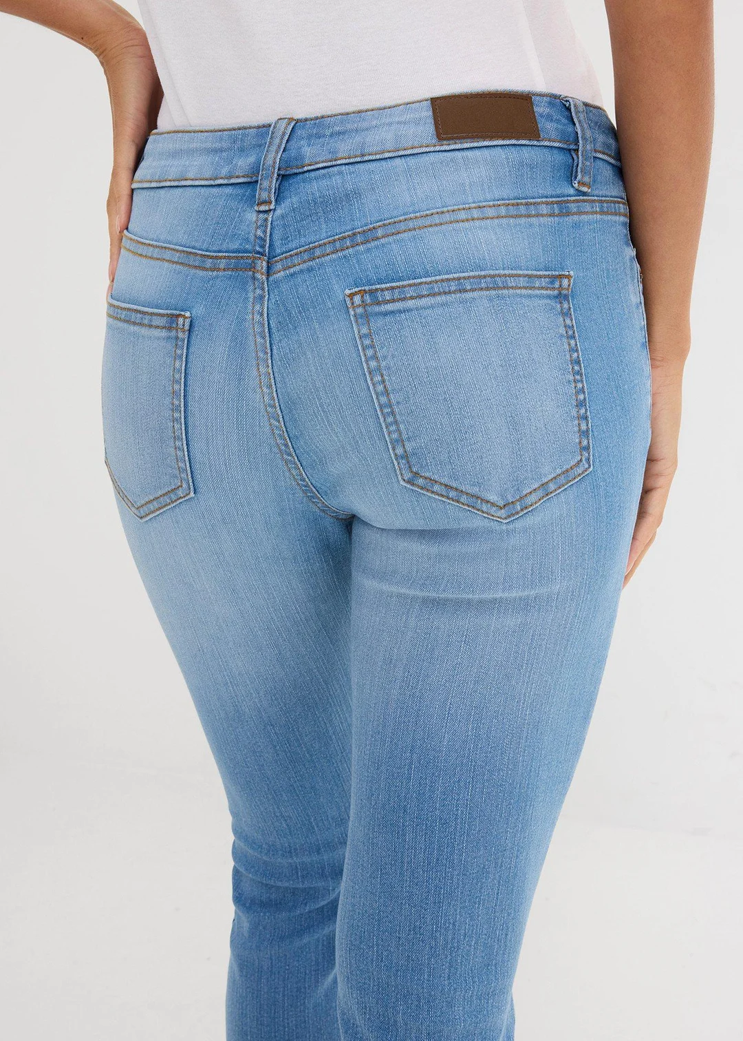 Jean bootcut taille mi-haute, extensible - 3