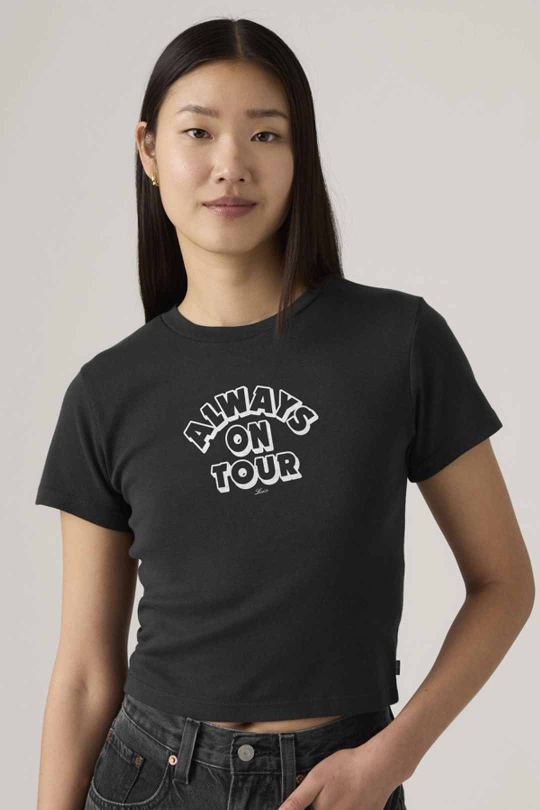 Levi's T Shirt Graphique Essential Sporty - Femme - Noir / Always On Tour Pirate Black - XS