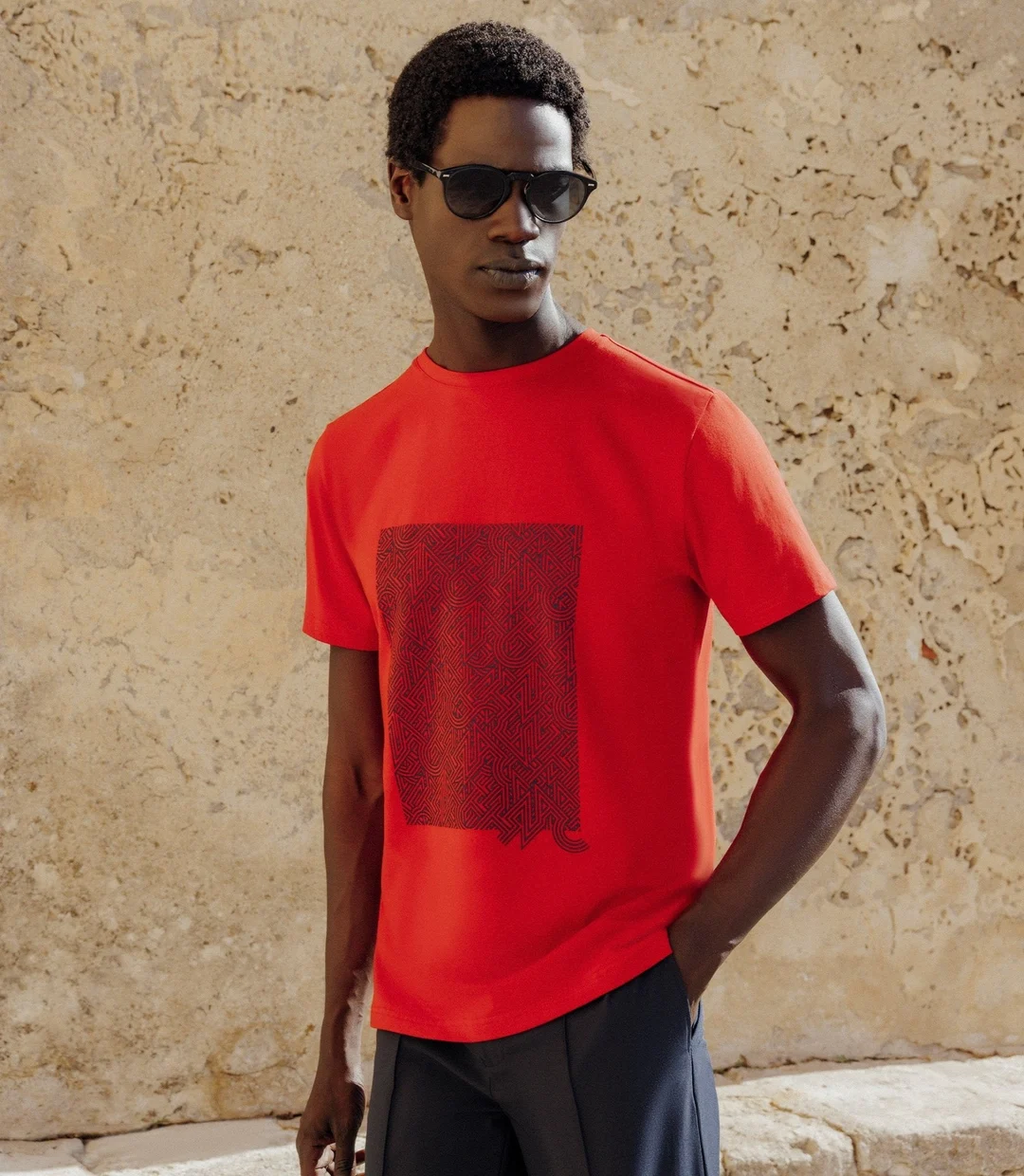 IZAC - T-shirt à manches courte avec print IZAC rouge