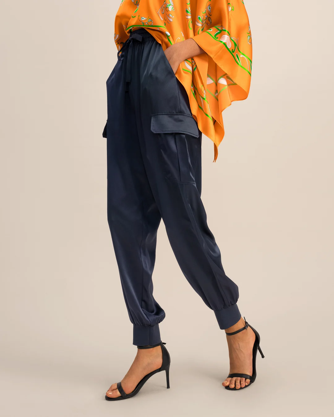 LILYSILK Pantalon Soie Noir Femme Rellette À Poignets Côtelés 100% Soie Sûr Et Non Toxique Pantalon Noir 40