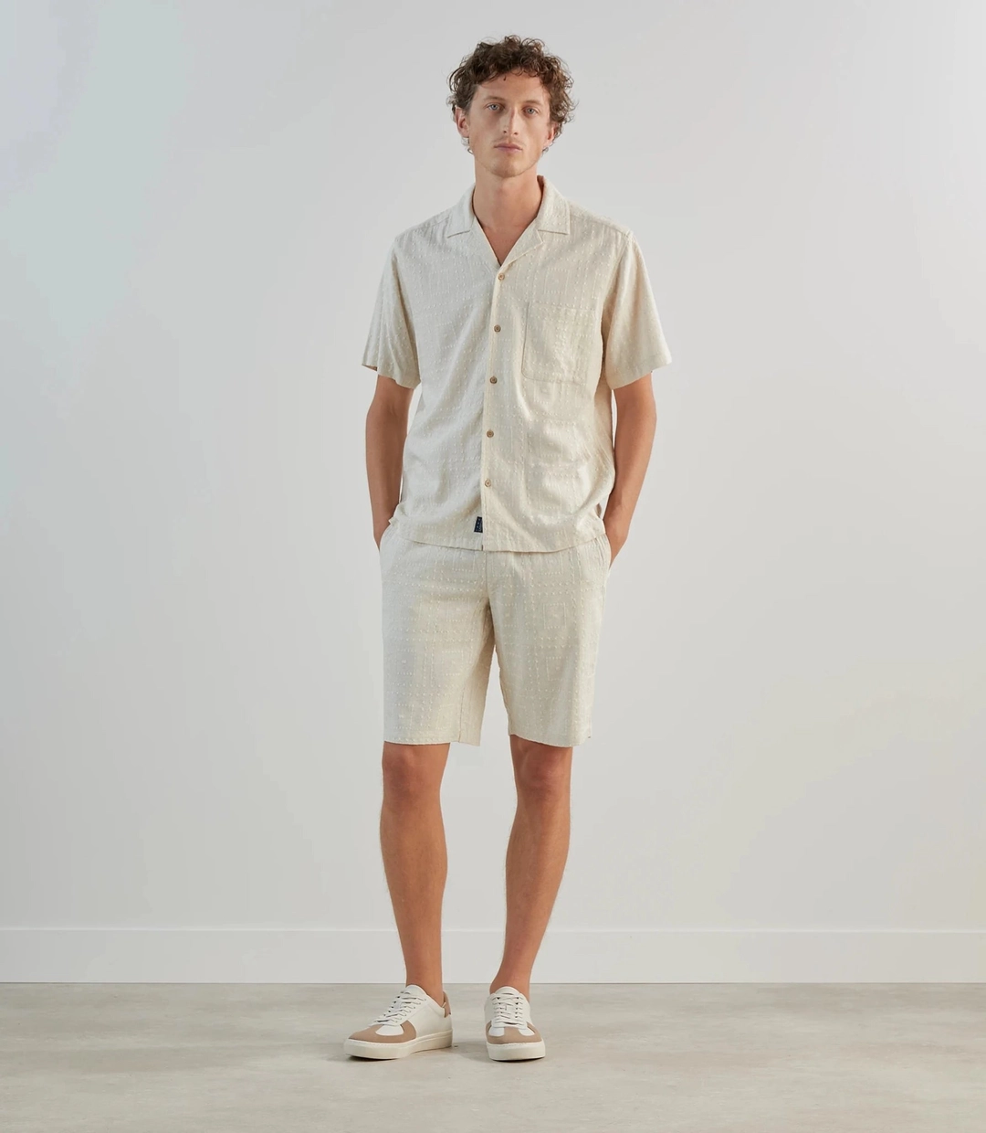 IZAC - Bermuda avec cordon de serrage beige