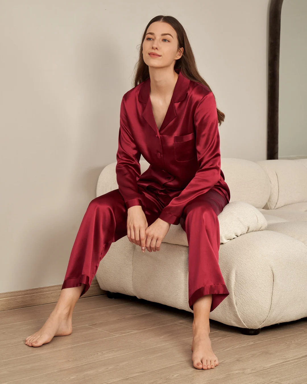 LILYSILK Pyjama Soie Noir Femme Noir Revers Crantés, Boutons Enveloppés De Soie 100% Soie Pure Maintient L'Hydratation Pour Mieux Dormir S