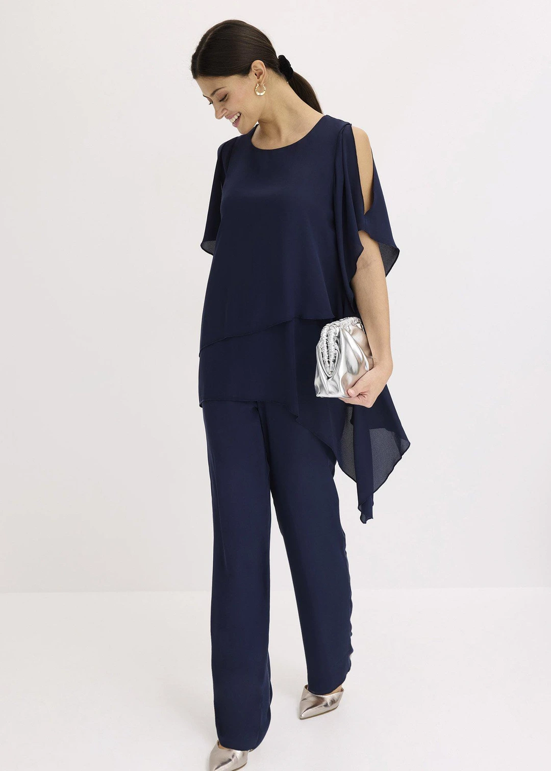Blouse à pans, look superposé - 2