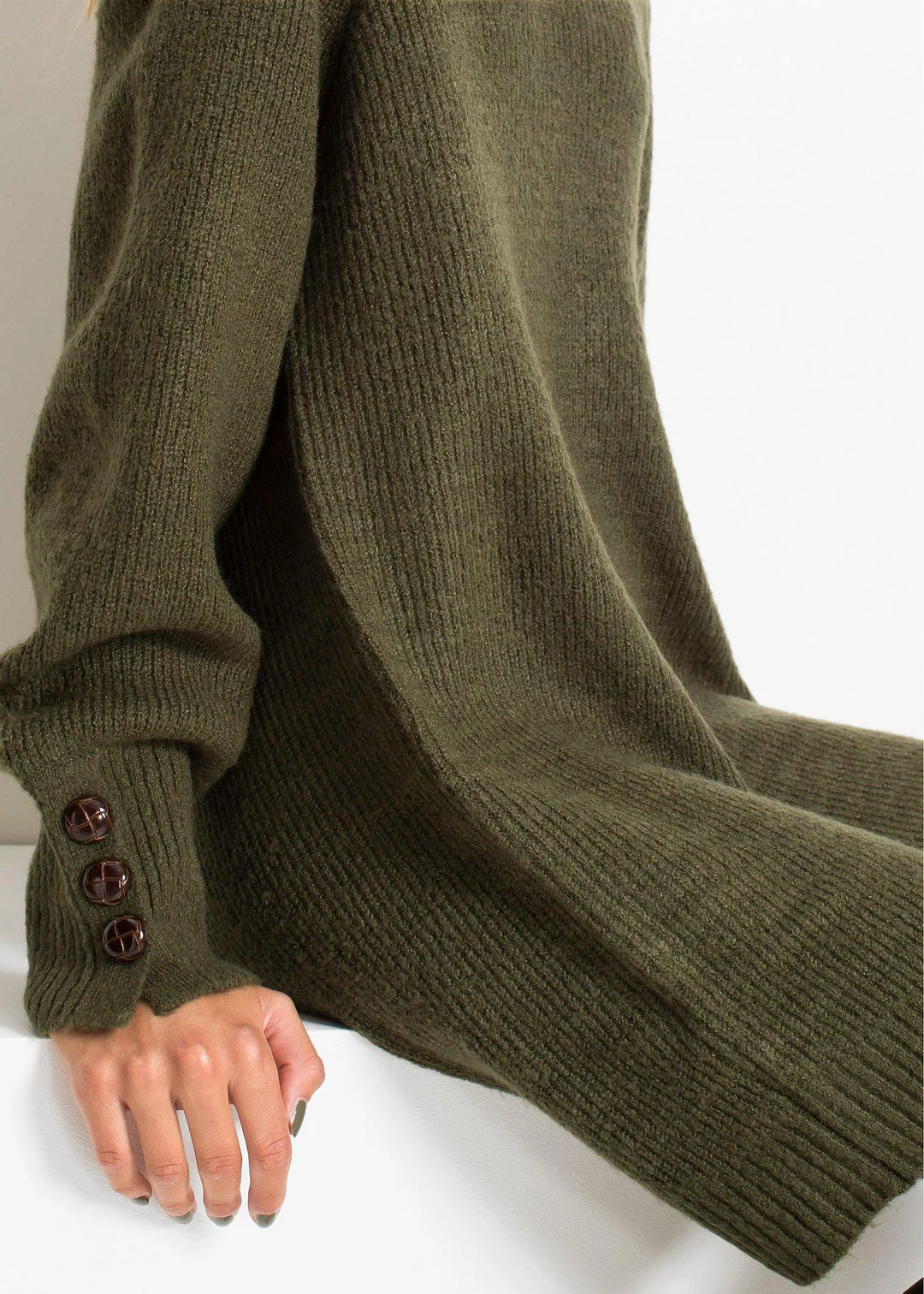 Pull long à boutons