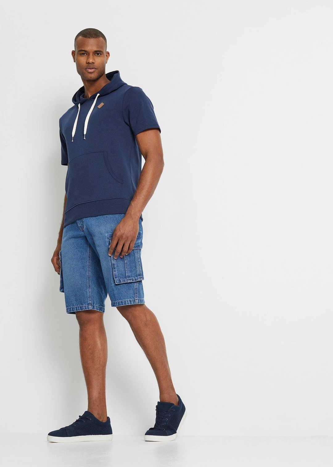 Sweat à capuche, manches courtes