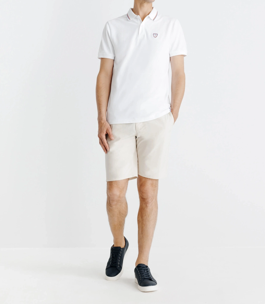 IZAC - Polo piqué boutonné blanc