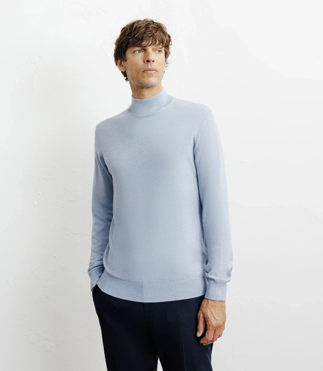 IZAC - Pull col cheminée bleu ciel