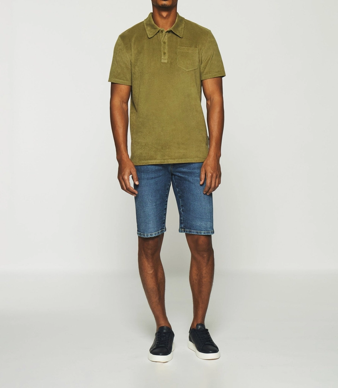 IZAC - Polo uni en maille éponge avec poche kaki GAI