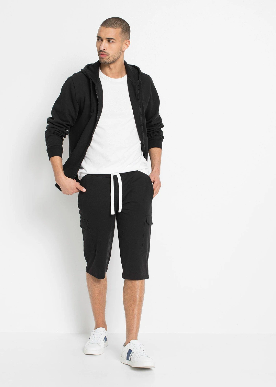 Bermuda cargo en sweat 100% coton