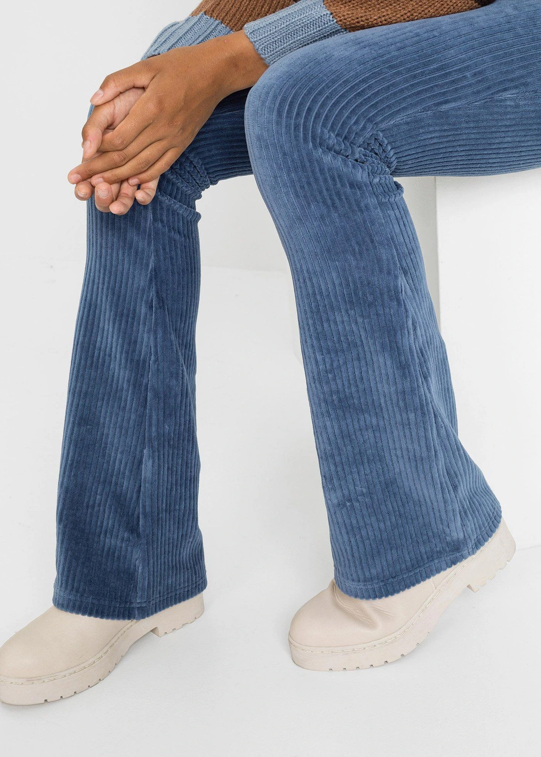 Legging évasé en velours côtelé - 3