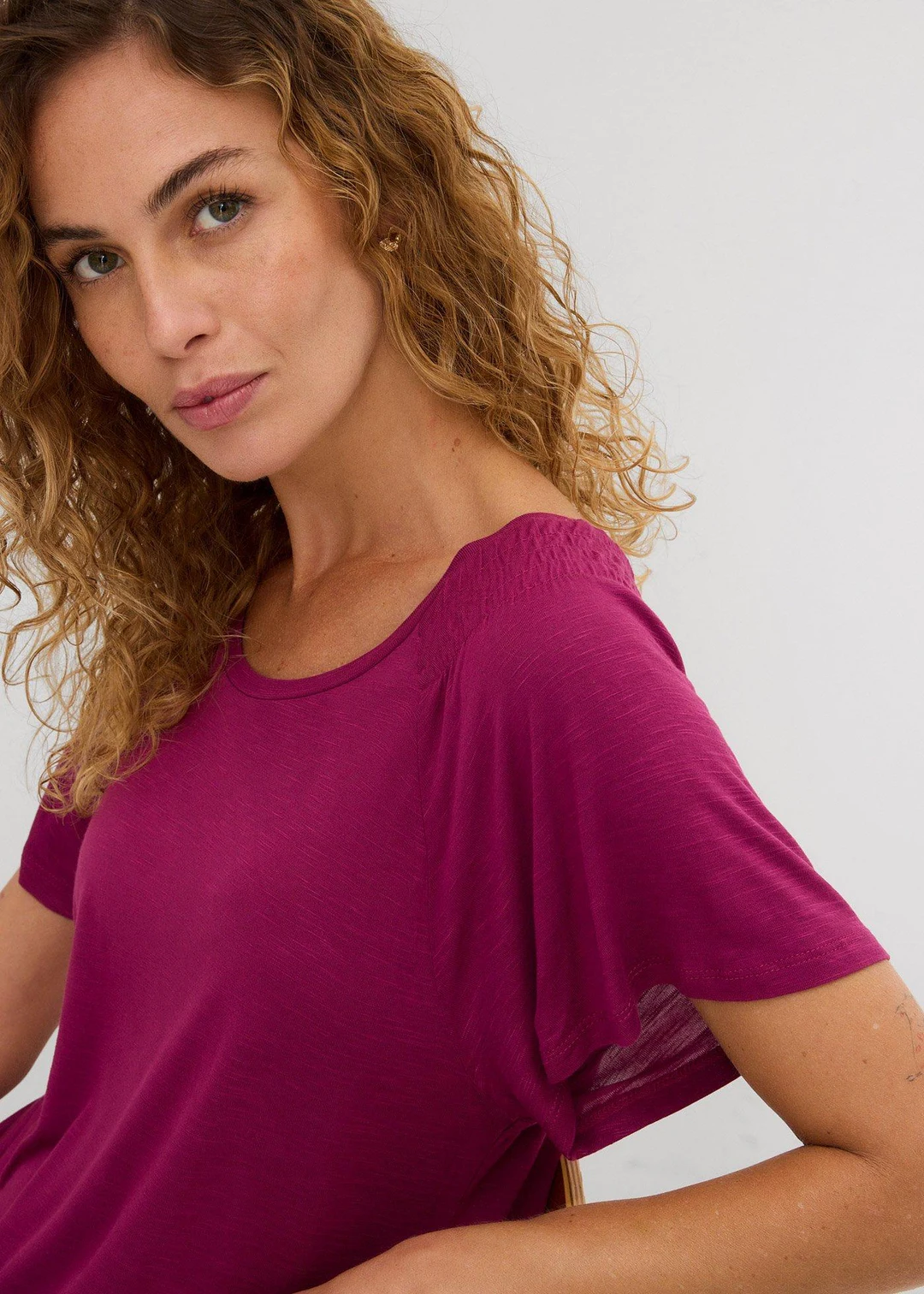 T-shirt fil flammé à manches papillon