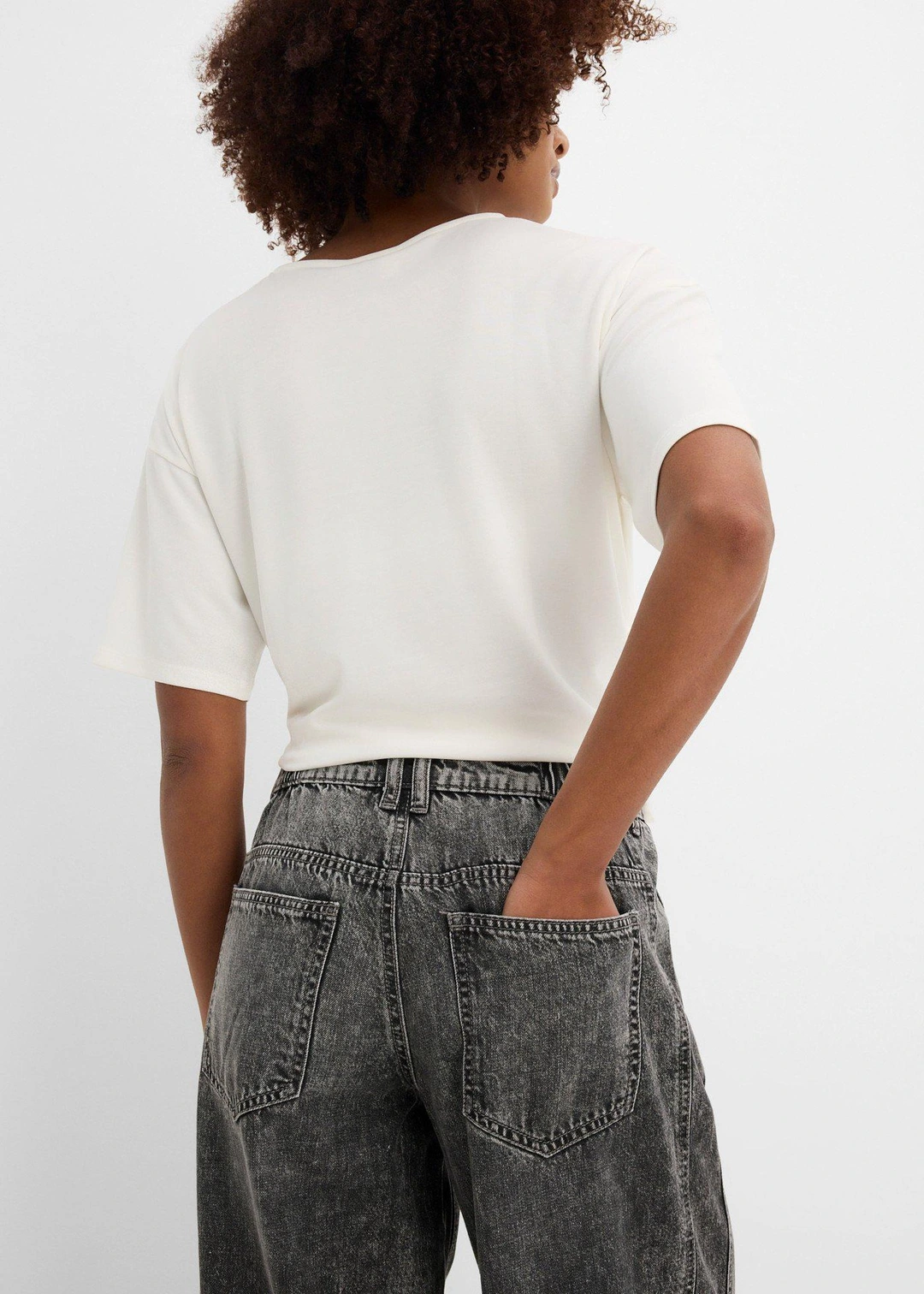 Jean ballon taille mi-haute, doux et cropped - 3