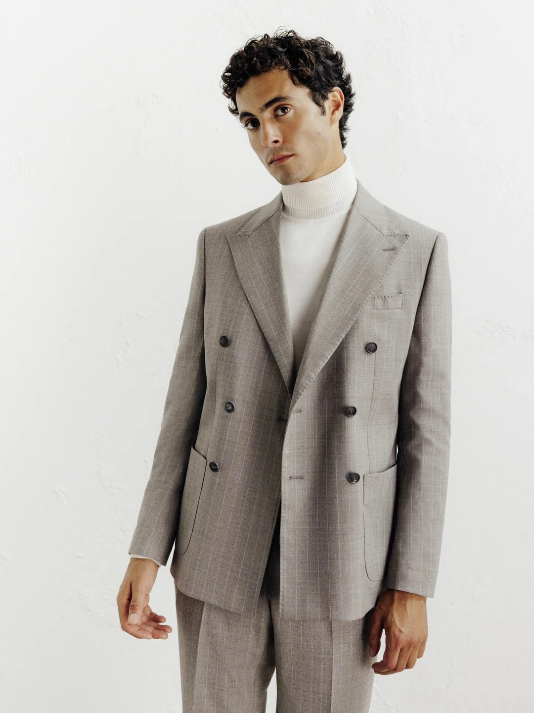 IZAC - Costume croisé à rayures beige